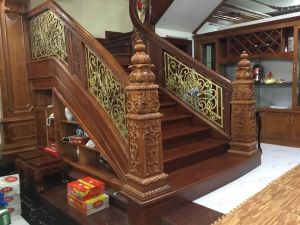 Báo giá trụ và tay vịn cầu thang nhôm đúc mới nhất 2026