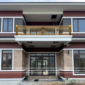 Lan can nhôm đúc mạ vàng C-194